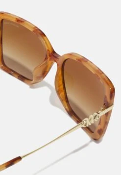 Michael Kors Castellina - Zonnebril - Marigold 9 Michael Kors Castellina - Zonnebril - Marigold -MICHAEL Michael Kors a395e9465e4348cfbf13bbce9e8c0fe6