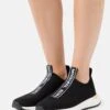 MICHAEL Michael Kors Bodie - Sneakers Laag - Black 2 MICHAEL Michael Kors Bodie - Sneakers Laag - Black -MICHAEL Michael Kors a8052d9d2ded45c4878713e992c6effe