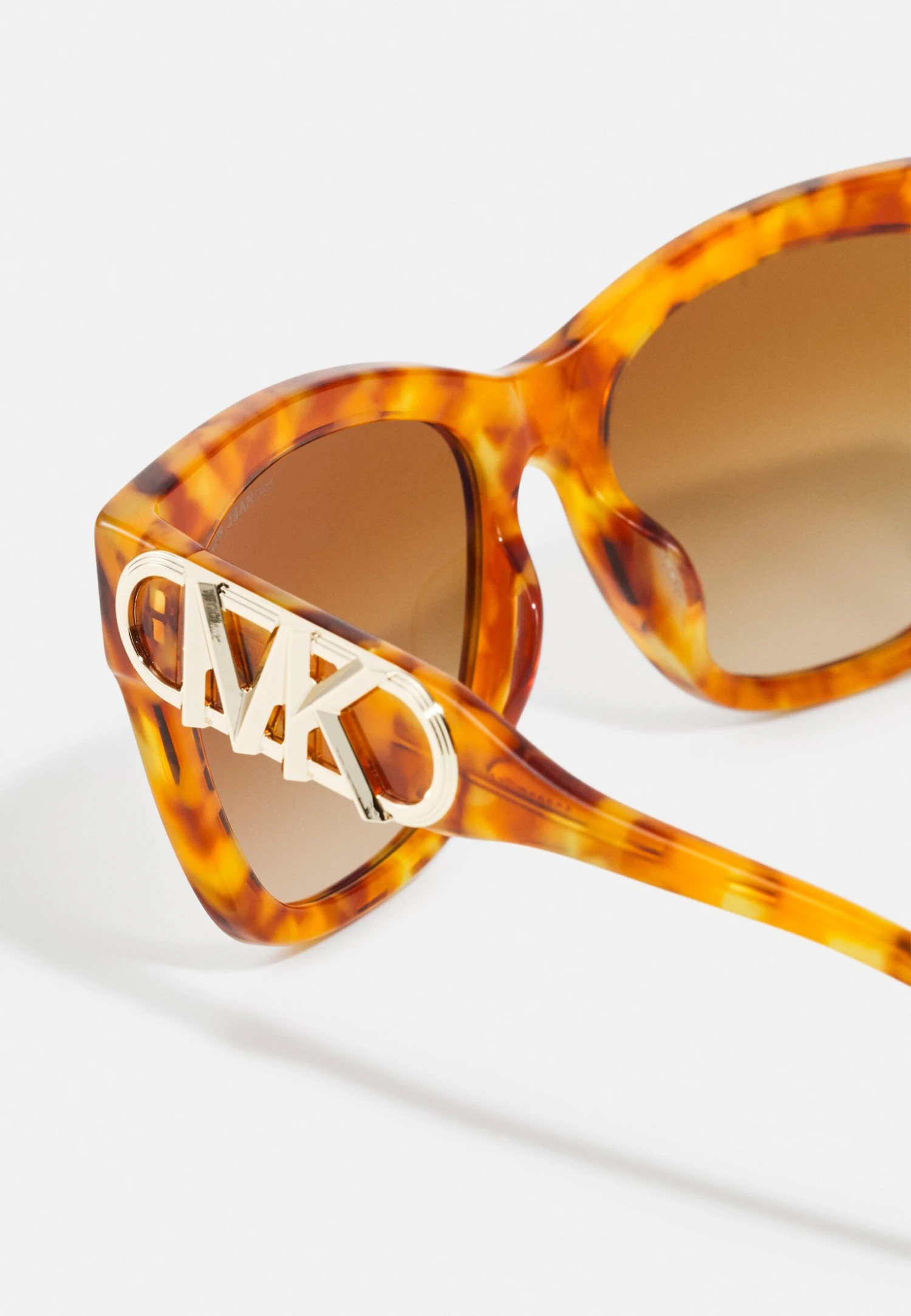 Michael Kors Empire Square - Zonnebril - Amber Tortoise 5 Michael Kors Empire Square - Zonnebril - Amber Tortoise - Afbeelding 3