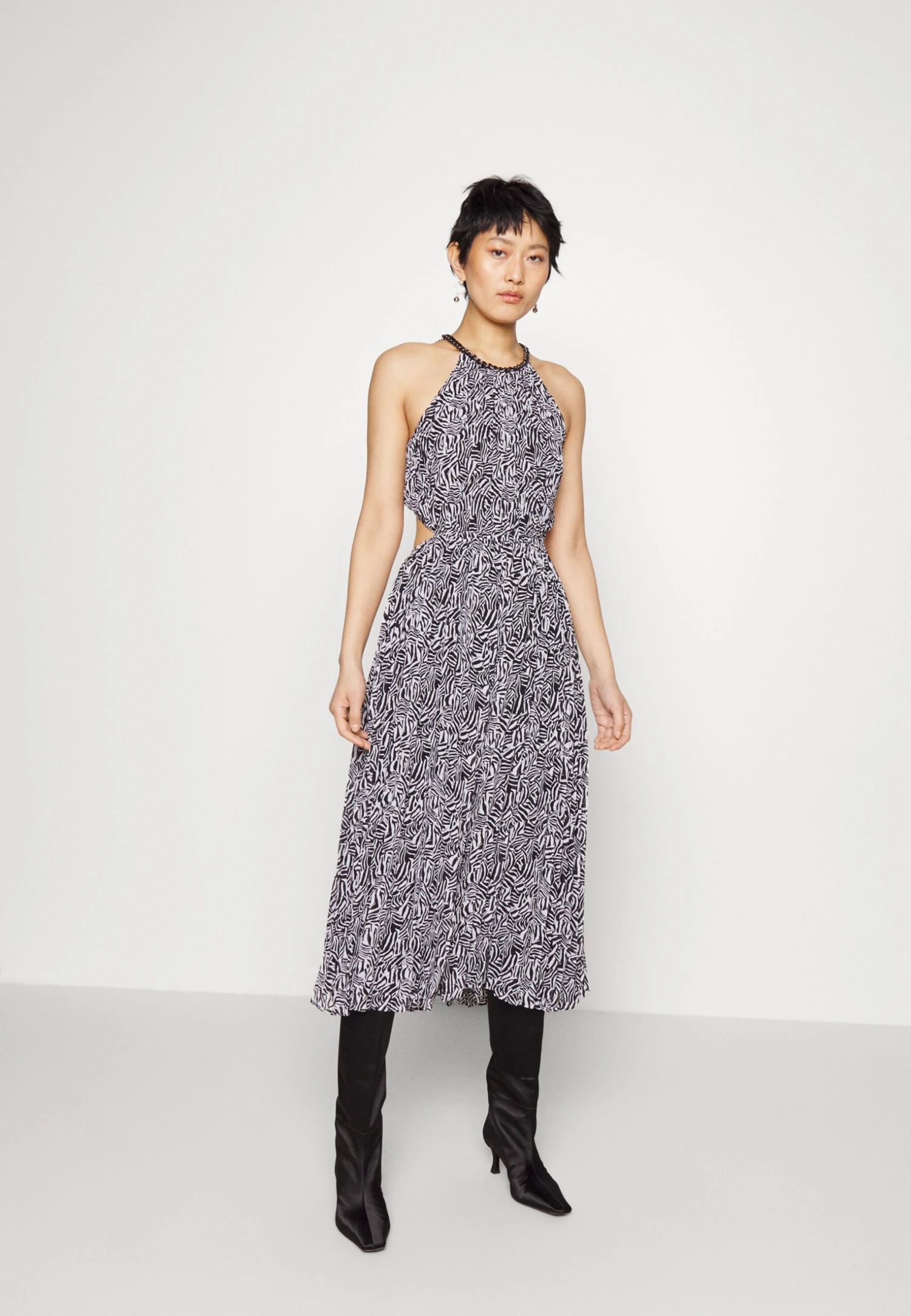 MICHAEL Michael Kors Pop Cutout- Jurk - Black/White 3 MICHAEL Michael Kors Pop Cutout- Jurk - Black/White