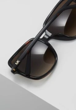 Michael Kors Isle Of Palms - Zonnebril - Tort 11 Michael Kors Isle Of Palms - Zonnebril - Tort -MICHAEL Michael Kors ab558177abdd4629a7a8c1e0749ba2de