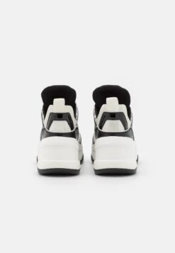 MICHAEL Michael Kors Olympia Trainer - Sneakers Laag - Optic White/Black 12 MICHAEL Michael Kors Olympia Trainer - Sneakers Laag - Optic White/Black -MICHAEL Michael Kors ad2b2cd3163f457596e62cb31472d1e4