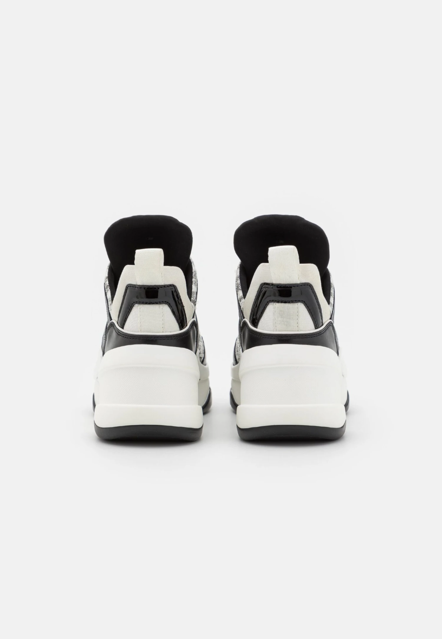 MICHAEL Michael Kors Olympia Trainer - Sneakers Laag - Optic White/Black 6 MICHAEL Michael Kors Olympia Trainer - Sneakers Laag - Optic White/Black - Afbeelding 4