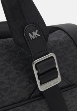 Michael Kors Mariner Unisex - Schoudertas - Black 12 Michael Kors Mariner Unisex - Schoudertas - Black -MICHAEL Michael Kors b075ef02d00c493686c87d74f98f9576