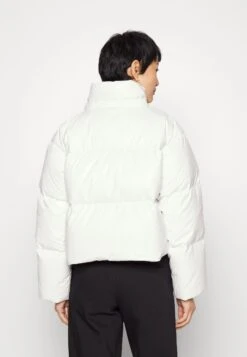 MICHAEL Michael Kors Gewatteerde Jas - White 11 MICHAEL Michael Kors Gewatteerde Jas - White -MICHAEL Michael Kors b2d35c7240d24f5e9f6d35e6e157f124