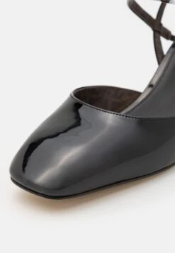 MICHAEL Michael Kors Giada Sling - Klassieke Pumps - Black 15 MICHAEL Michael Kors Giada Sling - Klassieke Pumps - Black -MICHAEL Michael Kors b2d6d969e6494f01b0a786dca4dd7c94