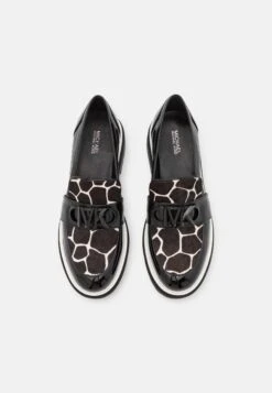 MICHAEL Michael Kors Parker Lug Loafer - Instappers - Black/Optic White 13 MICHAEL Michael Kors Parker Lug Loafer - Instappers - Black/Optic White -MICHAEL Michael Kors b6c417710e0c470cba3e4f29bb7fa1bf
