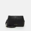 MICHAEL Michael Kors Kensington - Schoudertas - Black 1 MICHAEL Michael Kors Kensington - Schoudertas - Black -MICHAEL Michael Kors bb51521c0ad34d6ab478974ca580c61e