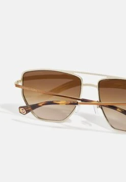 Michael Kors Paros - Zonnebril - Mink Light Gold Gradient 9 Michael Kors Paros - Zonnebril - Mink Light Gold Gradient -MICHAEL Michael Kors c002c7abbb1a4e40acc23438d0099536