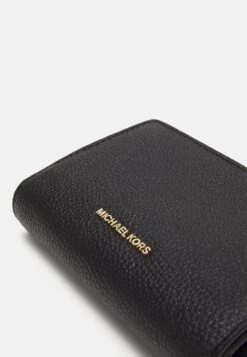 MICHAEL Michael Kors Charm Wallet - Portemonnee - Black 11 MICHAEL Michael Kors Charm Wallet - Portemonnee - Black -MICHAEL Michael Kors c53b7f9d13af4af9bc3455a588f42544