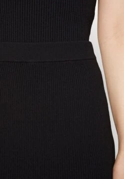 MICHAEL Michael Kors Eco Midi Pencil Skirt - Kokerrok - Black 13 MICHAEL Michael Kors Eco Midi Pencil Skirt - Kokerrok - Black -MICHAEL Michael Kors c6ba539ae69a460d90702eab92c4c49e