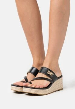 MICHAEL Michael Kors Jilly Mid Wedge - Muiltjes Met Hak - Black