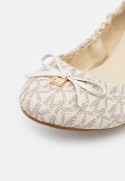 MICHAEL Michael Kors Juliette Flat - Ballerina'S - Vanilla 15 MICHAEL Michael Kors Juliette Flat - Ballerina'S - Vanilla -MICHAEL Michael Kors c936240ce30c4f6c8df89e58a9d385a3