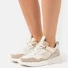 MICHAEL Michael Kors Theo Trainer - Sneakers Laag - Pale Gold 1 MICHAEL Michael Kors Theo Trainer - Sneakers Laag - Pale Gold -MICHAEL Michael Kors cafe0aedfc9a47d8be8b2b0f0a91de1a