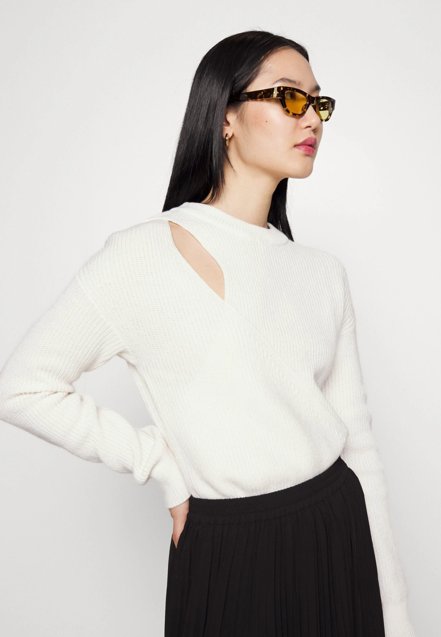 MICHAEL Michael Kors Key Hole Cutout - Trui - White 7 MICHAEL Michael Kors Key Hole Cutout - Trui - White - Afbeelding 5