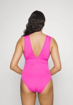 MICHAEL Michael Kors Iconic Solids Belted Surplice Plunge Onepiece - Badpak - Cerise 9 MICHAEL Michael Kors Iconic Solids Belted Surplice Plunge Onepiece - Badpak - Cerise -MICHAEL Michael Kors d0a4f1ff4ec04fcb97c470e597c5519f