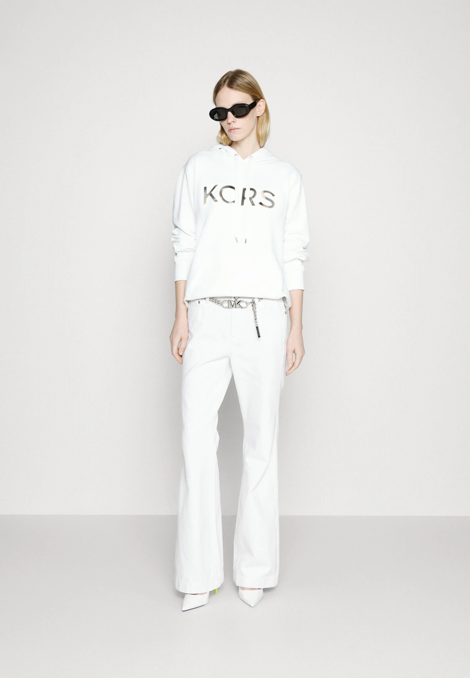 MICHAEL Michael Kors Emboss Kors Hoodie - Hoodie - White 4 MICHAEL Michael Kors Emboss Kors Hoodie - Hoodie - White - Afbeelding 2