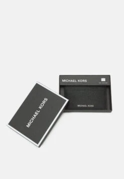 Michael Kors Tall Card Case - Portemonnee - Black 10 Michael Kors Tall Card Case - Portemonnee - Black -MICHAEL Michael Kors d4a1e6ab99824035afbfef5901e1d8c8