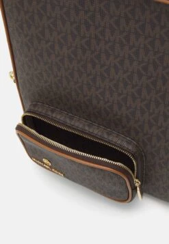 MICHAEL Michael Kors Travel Laptop Case Pouch - Laptoptas - Brown/Acorn 12 MICHAEL Michael Kors Travel Laptop Case Pouch - Laptoptas - Brown/Acorn -MICHAEL Michael Kors d6ac2c6d537547aca2b22332186c8808