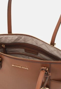 MICHAEL Michael Kors Jet Set - Handtas - Luggage -MICHAEL Michael Kors d80d864f74a440ee80e56669c7986c5f