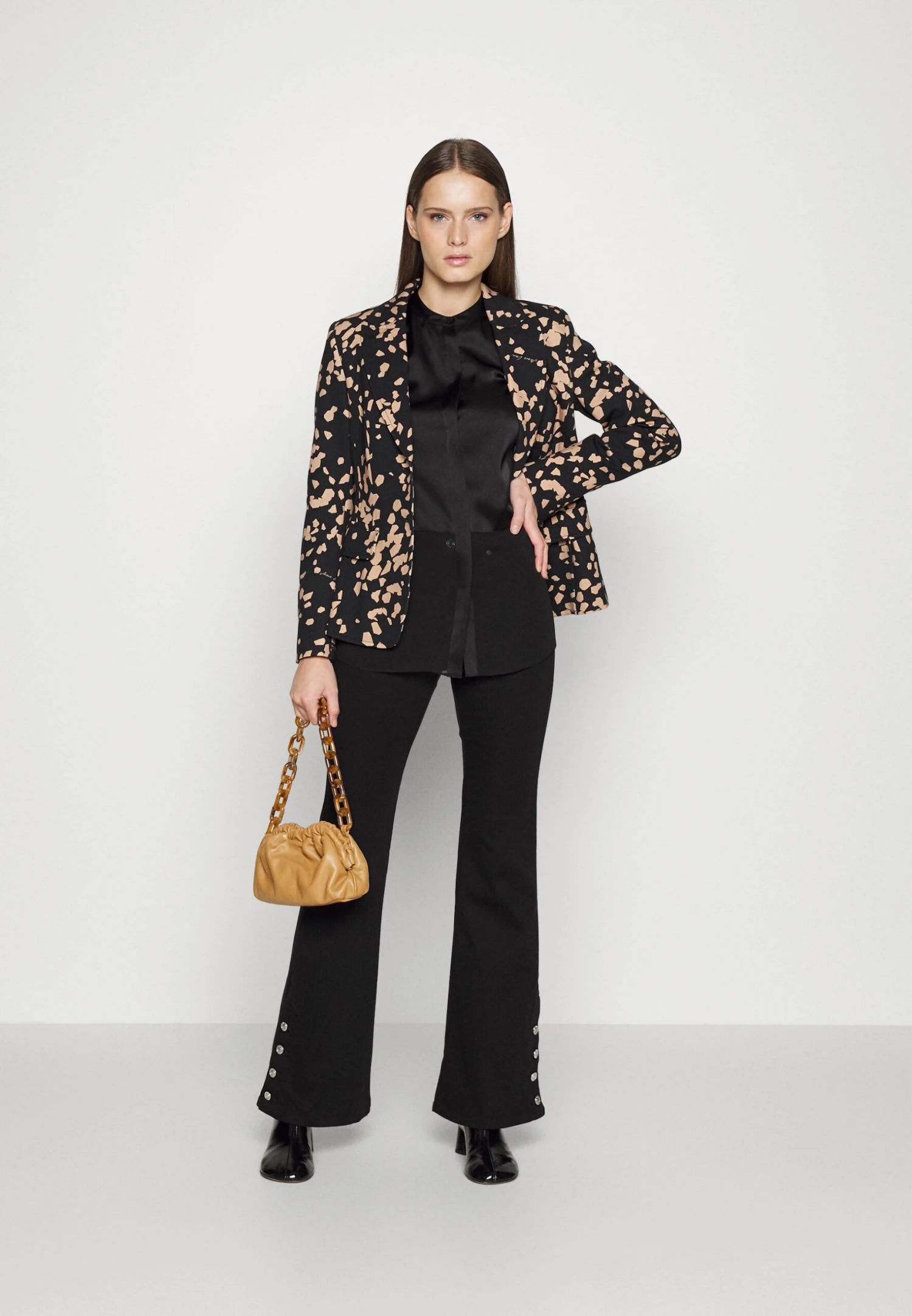 MICHAEL Michael Kors Selma Shank - Flared Jeans - Black 4 MICHAEL Michael Kors Selma Shank - Flared Jeans - Black - Afbeelding 2
