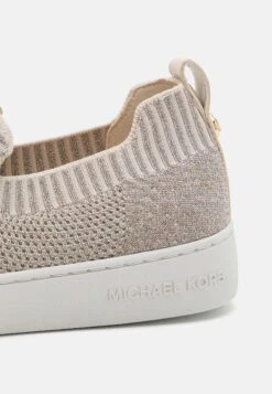 MICHAEL Michael Kors Juno - Instappers - Champagne 15 MICHAEL Michael Kors Juno - Instappers - Champagne -MICHAEL Michael Kors d94aae8fd1914acba617873bd84681b1