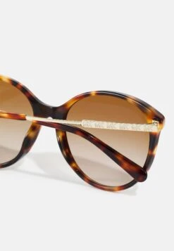 Michael Kors Cruz Bay - Zonnebril - Amber Tortoise 9 Michael Kors Cruz Bay - Zonnebril - Amber Tortoise -MICHAEL Michael Kors da07b2fc69a54c069332325b96e6b77c