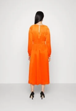 MICHAEL Michael Kors Chain Cut Out Dress - Cocktailjurk - Optic Orange 12 MICHAEL Michael Kors Chain Cut Out Dress - Cocktailjurk - Optic Orange -MICHAEL Michael Kors df46cb13f9d54a1dba220d7c1c68ada2