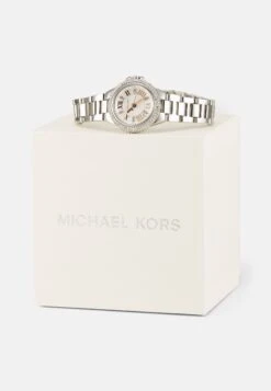 Michael Kors Petite Camille Hand - Horloge - Silver-Coloured 10 Michael Kors Petite Camille Hand - Horloge - Silver-Coloured -MICHAEL Michael Kors e12988f983c44ea9b9b7c9ab877b3fc7