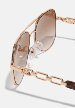 Michael Kors Chianti - Zonnebril - Rose Gold-Coloured 9 Michael Kors Chianti - Zonnebril - Rose Gold-Coloured -MICHAEL Michael Kors e302d492a5dc407bb42a013a5ea0e76b