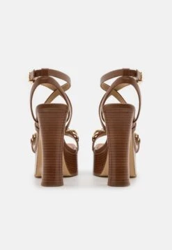 MICHAEL Michael Kors Paola Chain Platform - Sandalen Met Hoge Hak - Tan 12 MICHAEL Michael Kors Paola Chain Platform - Sandalen Met Hoge Hak - Tan -MICHAEL Michael Kors e478411299d9406188f7f49248ca3209