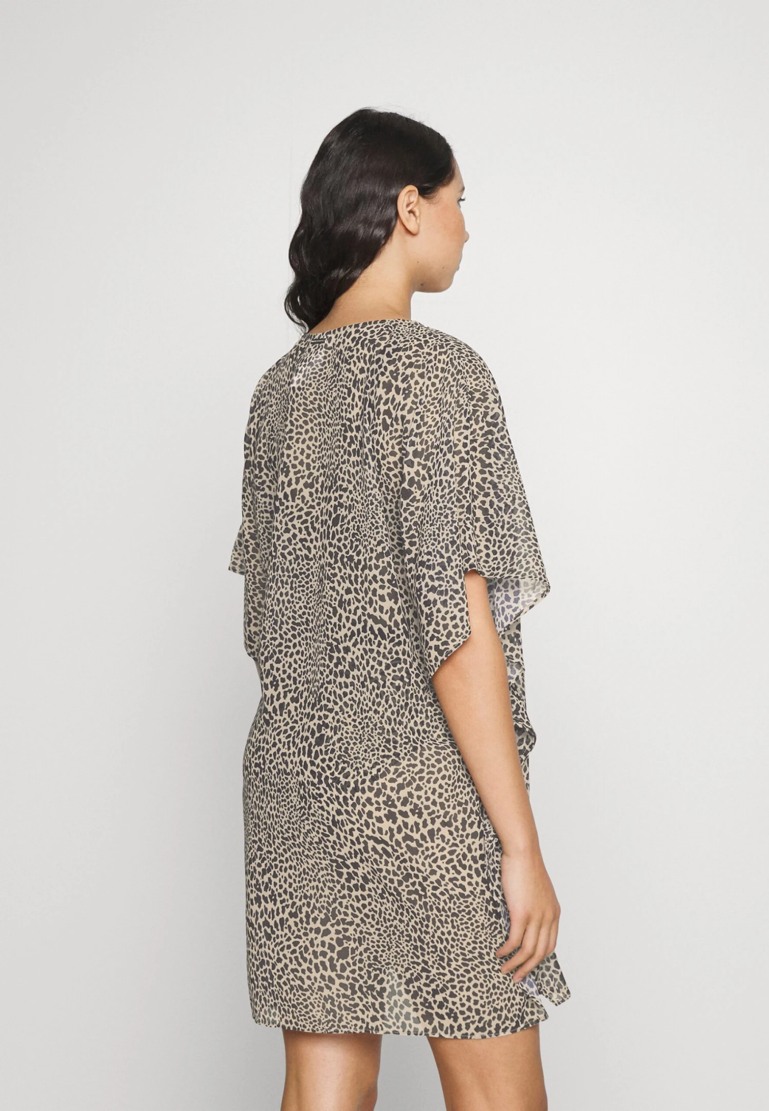 MICHAEL Michael Kors Abstract Caftan Cover Up - Strandaccessoire - Khaki 5 MICHAEL Michael Kors Abstract Caftan Cover Up - Strandaccessoire - Khaki - Afbeelding 3