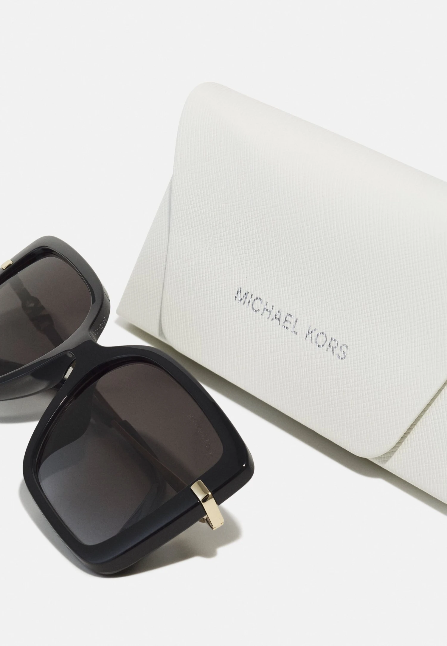 Michael Kors Castellina - Zonnebril - Black 6 Michael Kors Castellina - Zonnebril - Black - Afbeelding 4