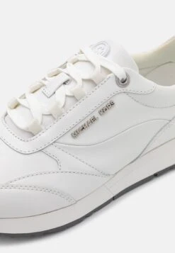 MICHAEL Michael Kors Allie Stride Trainer - Sneakers Laag - Optic White 15 MICHAEL Michael Kors Allie Stride Trainer - Sneakers Laag - Optic White -MICHAEL Michael Kors ebeb98f8c88e4683a86bda0fe98265d1