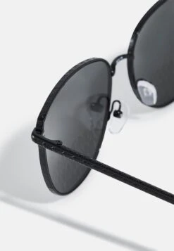 Michael Kors Salt Lake City - Zonnebril - Shiny Black -MICHAEL Michael Kors ed9797c447ac48f89cd8d8ec2828f09f