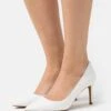 MICHAEL Michael Kors Alina Flex- Klassieke Pumps - White -MICHAEL Michael Kors ee641ee08a544ae697a9aa9b940d95dc