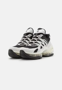 MICHAEL Michael Kors Olympia Sport Trainer - Sneakers Laag - Black/Optic White 11 MICHAEL Michael Kors Olympia Sport Trainer - Sneakers Laag - Black/Optic White -MICHAEL Michael Kors f1a292de6a1244fc98f81628b90d41e8
