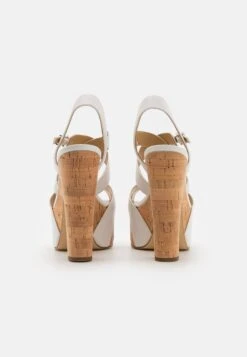 MICHAEL Michael Kors Suki Platform - Sandalen Met Hoge Hak - Optic White 12 MICHAEL Michael Kors Suki Platform - Sandalen Met Hoge Hak - Optic White -MICHAEL Michael Kors f42f5d886b6b42c7a8ea6059b587a0fa