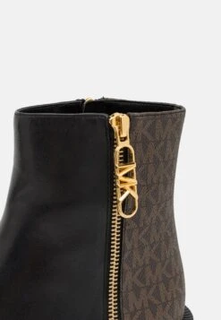 MICHAEL Michael Kors Regan- Korte Laarzen - Black/Brown 15 MICHAEL Michael Kors Regan- Korte Laarzen - Black/Brown -MICHAEL Michael Kors f82916fcd79a467ea72058af461c61a3
