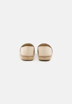 MICHAEL Michael Kors Kendrick Toe Cap - Espadrilles - Tan 12 MICHAEL Michael Kors Kendrick Toe Cap - Espadrilles - Tan -MICHAEL Michael Kors fd266531aba1452ebf766d21400a250c