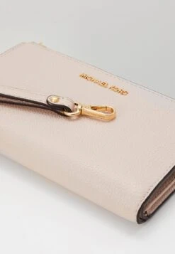 MICHAEL Michael Kors Jet Wristlet - Portemonnee - Soft Pink 10 MICHAEL Michael Kors Jet Wristlet - Portemonnee - Soft Pink -MICHAEL Michael Kors fd87f27f8ef648b2a23e316e8ea11d90