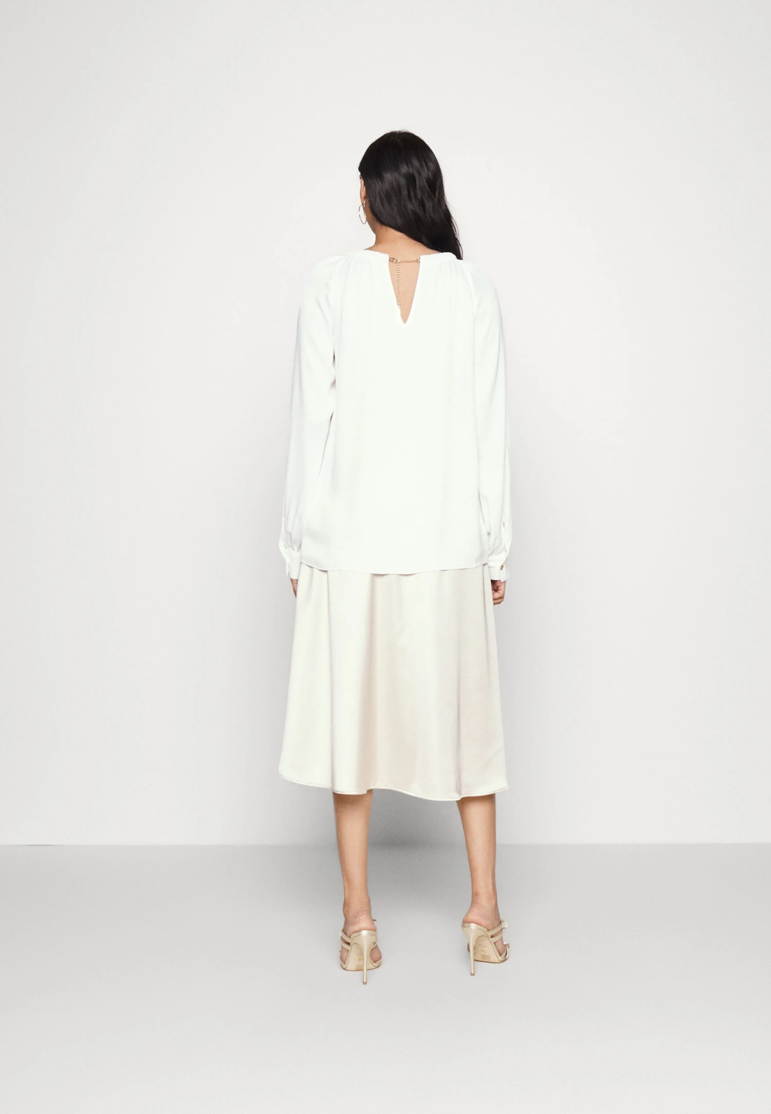 MICHAEL Michael Kors Chain Cut Out Top - Blouse - White 5 MICHAEL Michael Kors Chain Cut Out Top - Blouse - White - Afbeelding 3