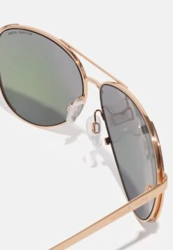 Michael Kors Chelsea - Zonnebril - Rose Gold-Coloured 9 Michael Kors Chelsea - Zonnebril - Rose Gold-Coloured -MICHAEL Michael Kors fe9d8ca4d7dc400dacef3ede8678ebca
