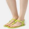MICHAEL Michael Kors Mallory Jelly - Teensandalen - Bright Limeade 1 MICHAEL Michael Kors Mallory Jelly - Teensandalen - Bright Limeade -MICHAEL Michael Kors ff3ac6fc487048ae9217d25b68f40ac5